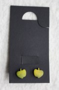 Ohrsteckerpaar apfelgräfin  olivgrün 1